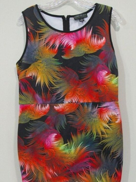 Dresses & Skirts - Forever 21 Sleeveless Floral Mini Dress.  Size 1X.  Sexy!!!